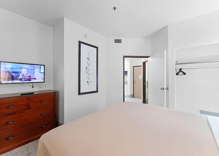 Metro Extended - Serene 2 Bed *