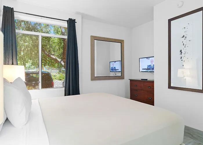 Metro Extended - Serene 2 Bed Apartment Chandler