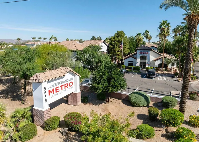 Metro Extended - Serene 2 Bed Apartment