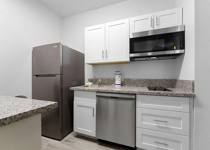 Apartment Metro Extended - Serene 2 Bed *